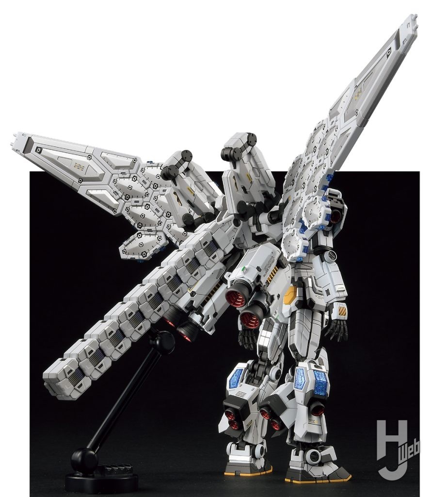TONKA製作「ガンダム EX-001 グラスフェザー装備（宇宙機器イメージカラー）」背面