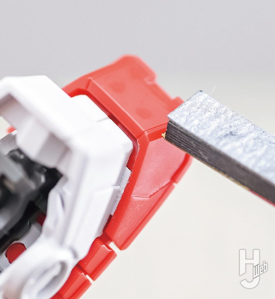 哀川和彦製作「RX-78F00/E ガンダムグラスフェザー装備」ヒケ処理3
