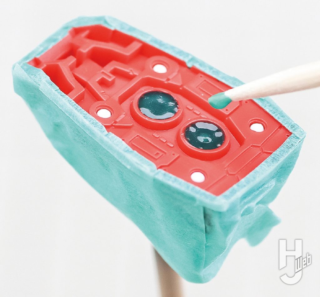 哀川和彦製作「RX-78F00/E ガンダムグラスフェザー装備」マスキング塗装2