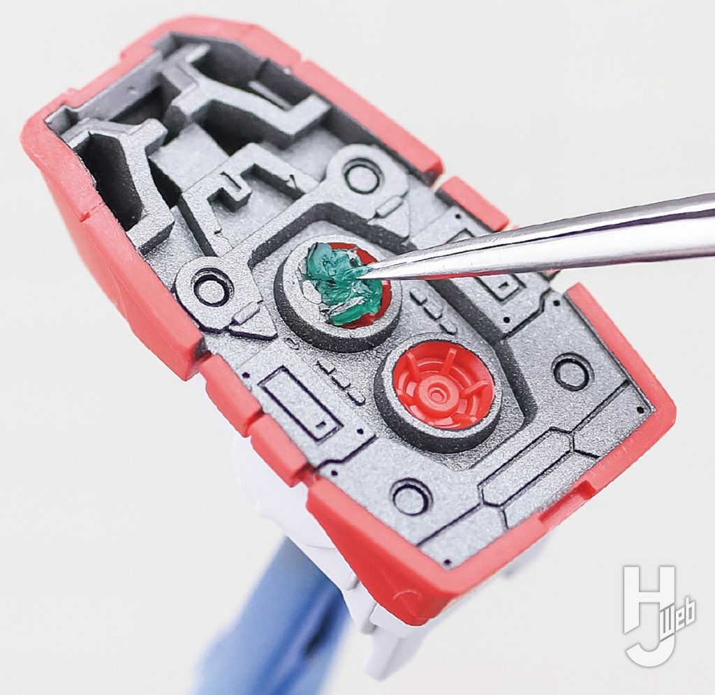 哀川和彦製作「RX-78F00/E ガンダムグラスフェザー装備」マスキング塗装3