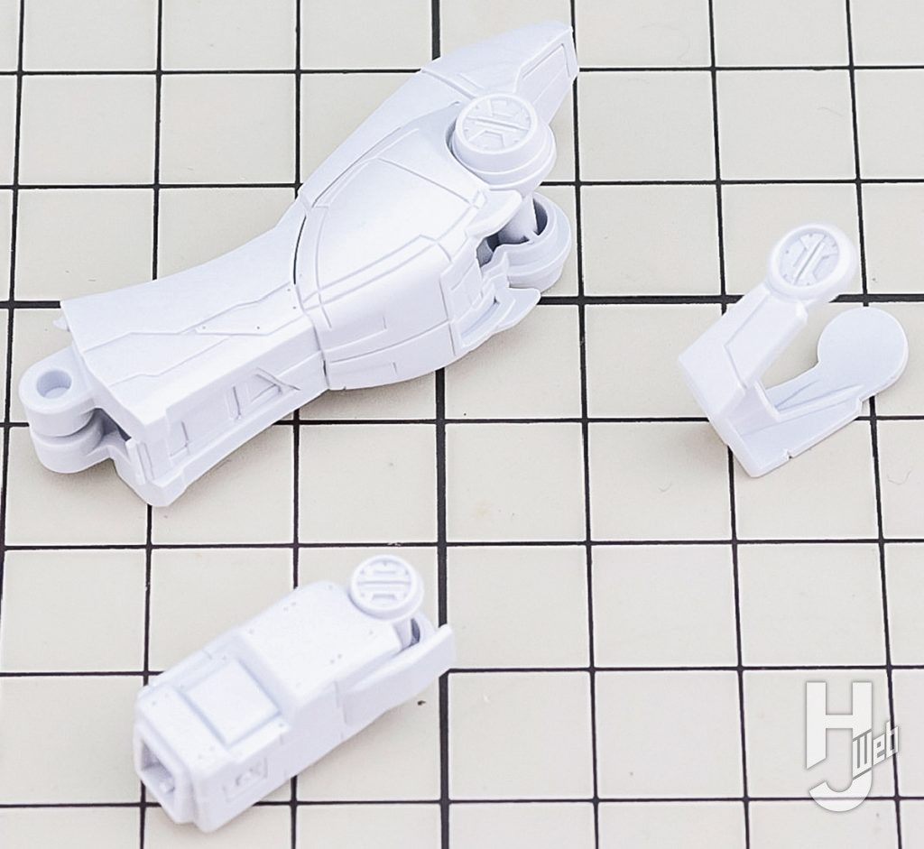 哀川和彦製作「RX-78F00/E ガンダムグラスフェザー装備」水性塗料塗装