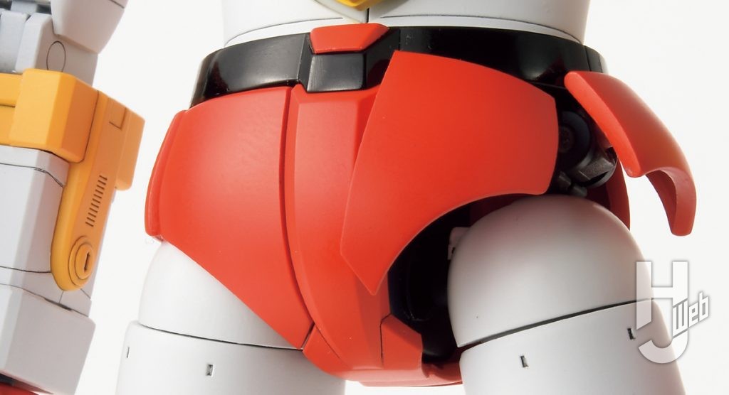イタミテック製作「メカンダーロボ」股関節部アップ