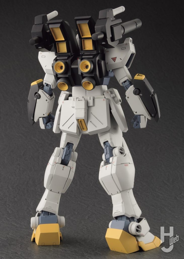未完成状態のガンダム6号機の背面画像