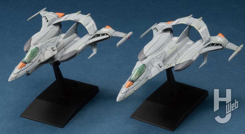 コスモパイソン 通常戦闘モード＆高機動モード
