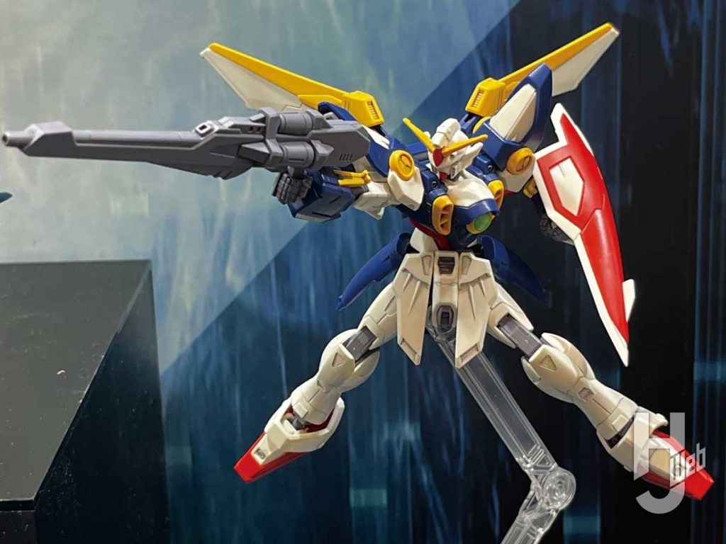 ENTRY GRADE ウイングガンダム 展示