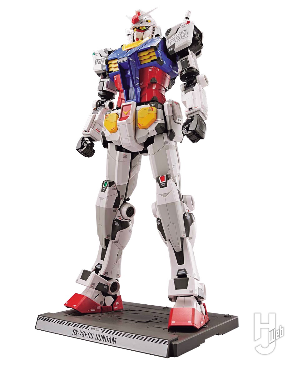 1/100スケール「RX-78-2 ガンダム」の進化を辿る。コア