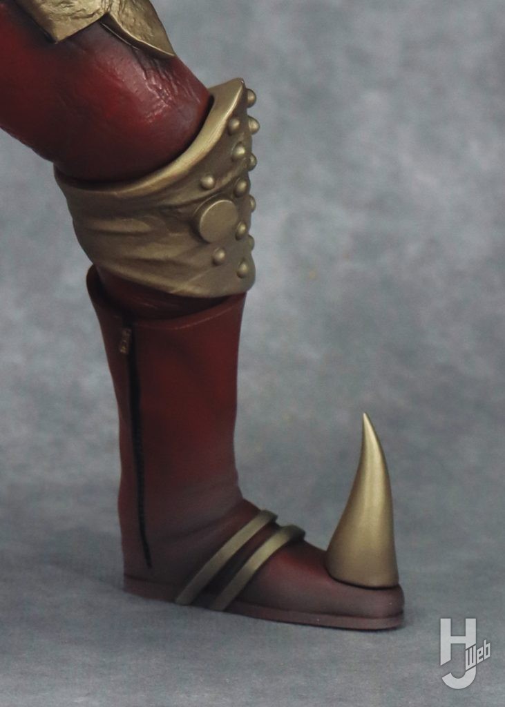 異次元超人エースキラーのフィギュアのアップ画像その2