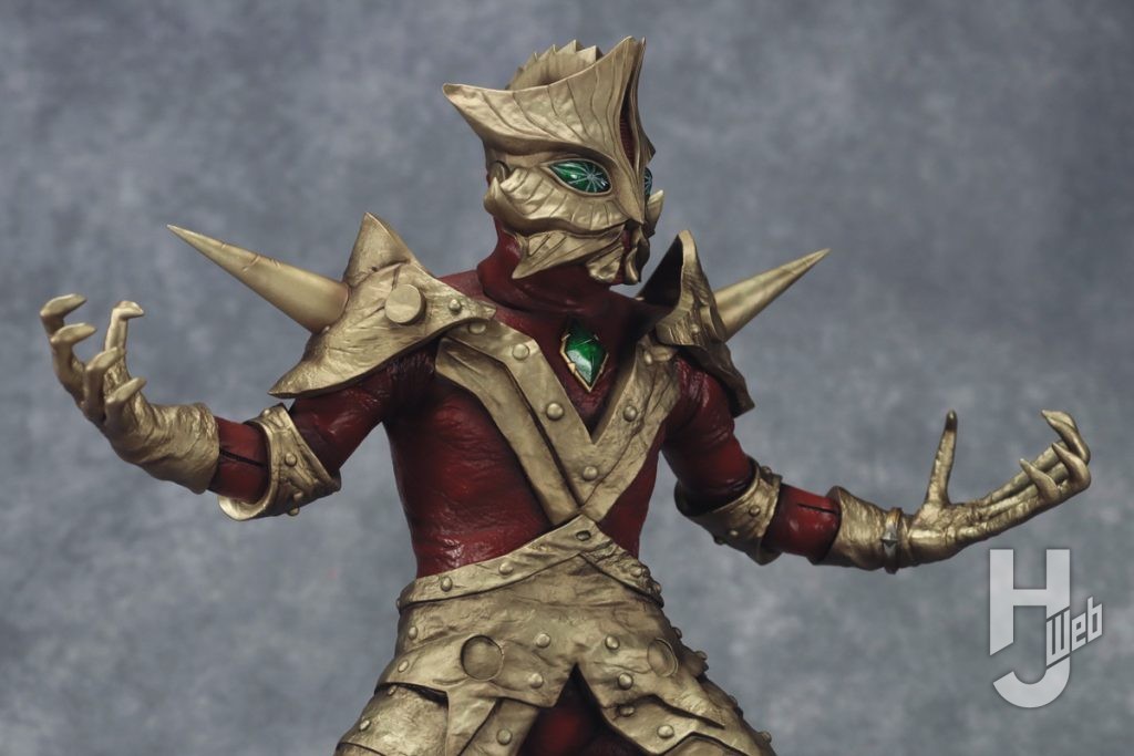 異次元超人エースキラーのフィギュアのアップ画像その4