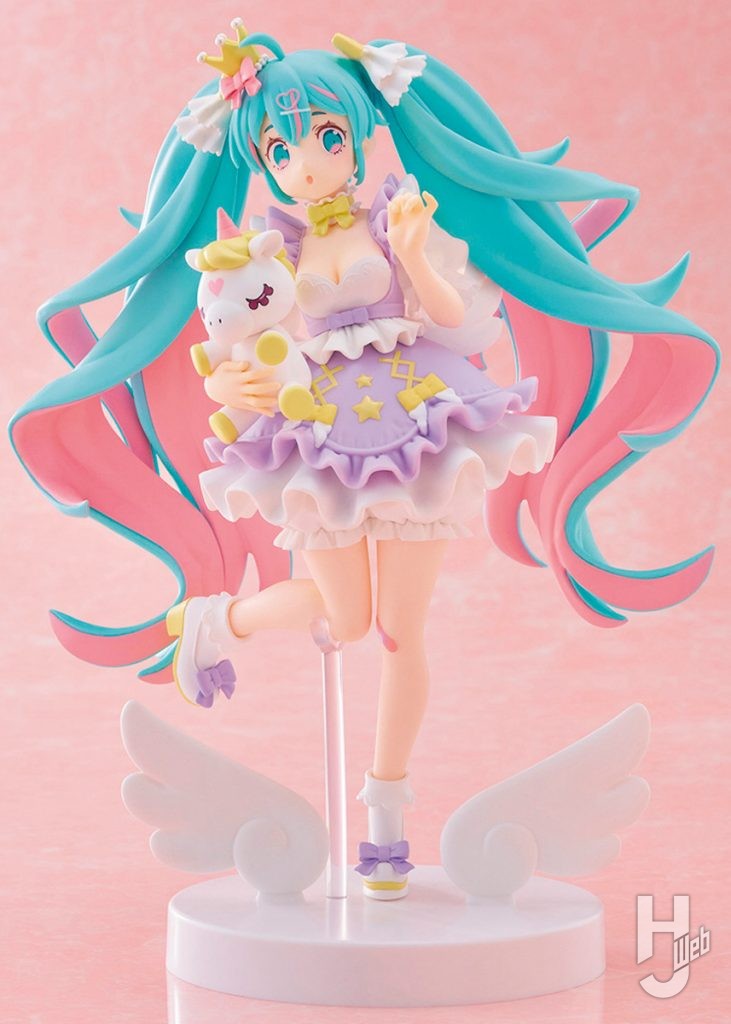 フィギュア新製品「TENITOL 初音ミク　夢かわプリンセス ラベンダーver.」の全体画像