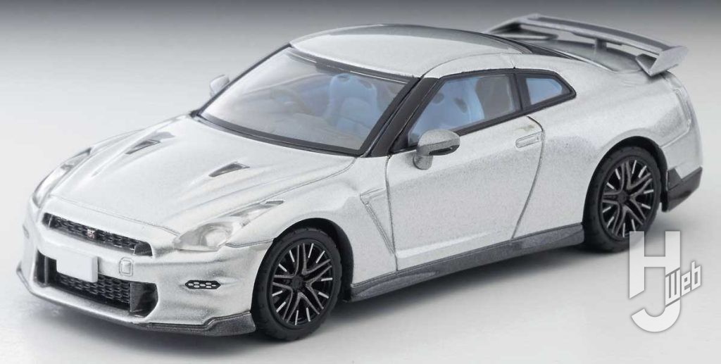 NISSAN GT-R Premium edition2025 model（銀)