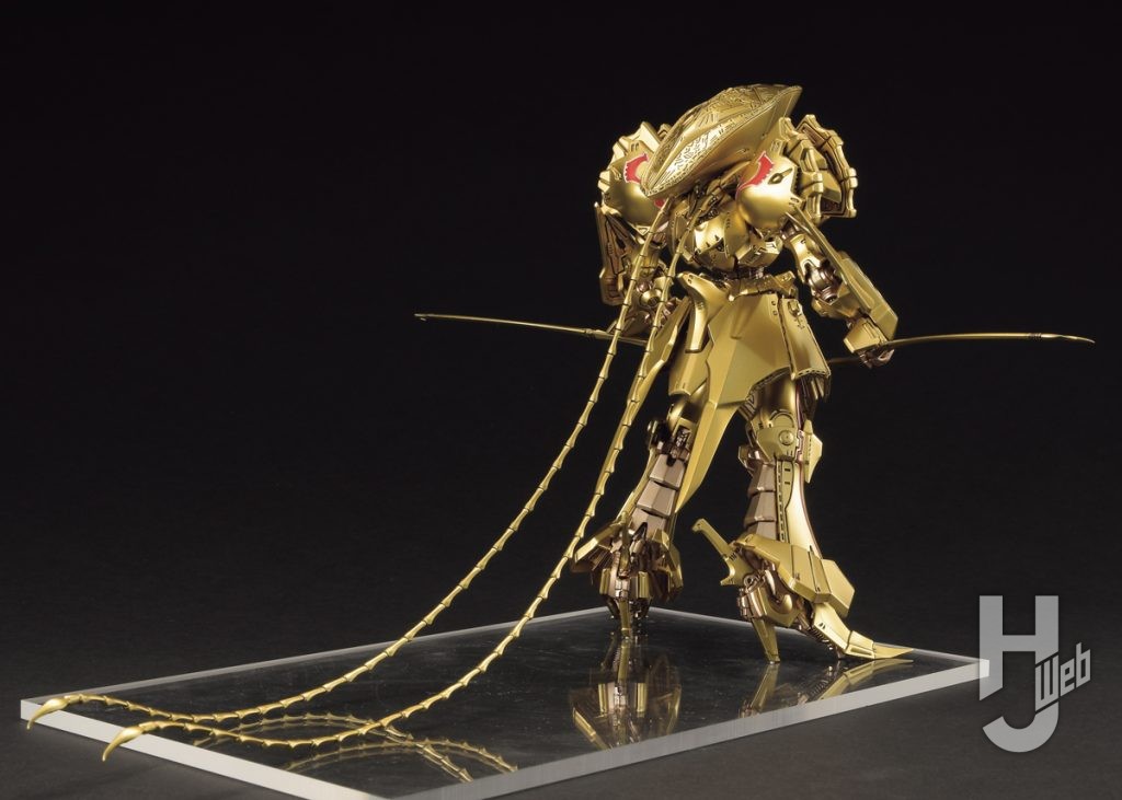 ザ・ナイト・オブ・ゴールドのプラモデルの全体画像その2