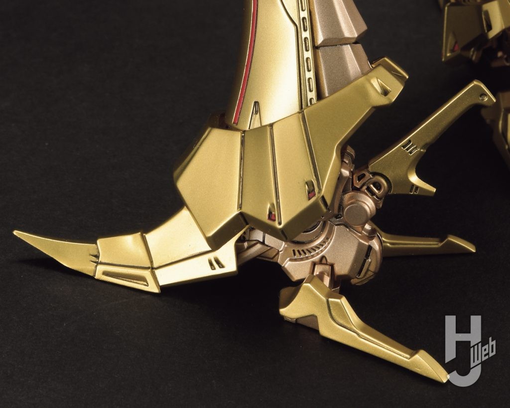 ザ・ナイト・オブ・ゴールドのプラモデルのアップ画像その5