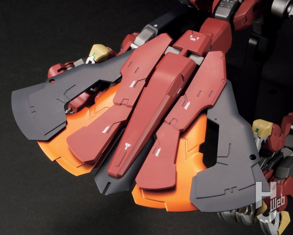 ゼニス・リヴェールのプラモデルのアップ画像その6