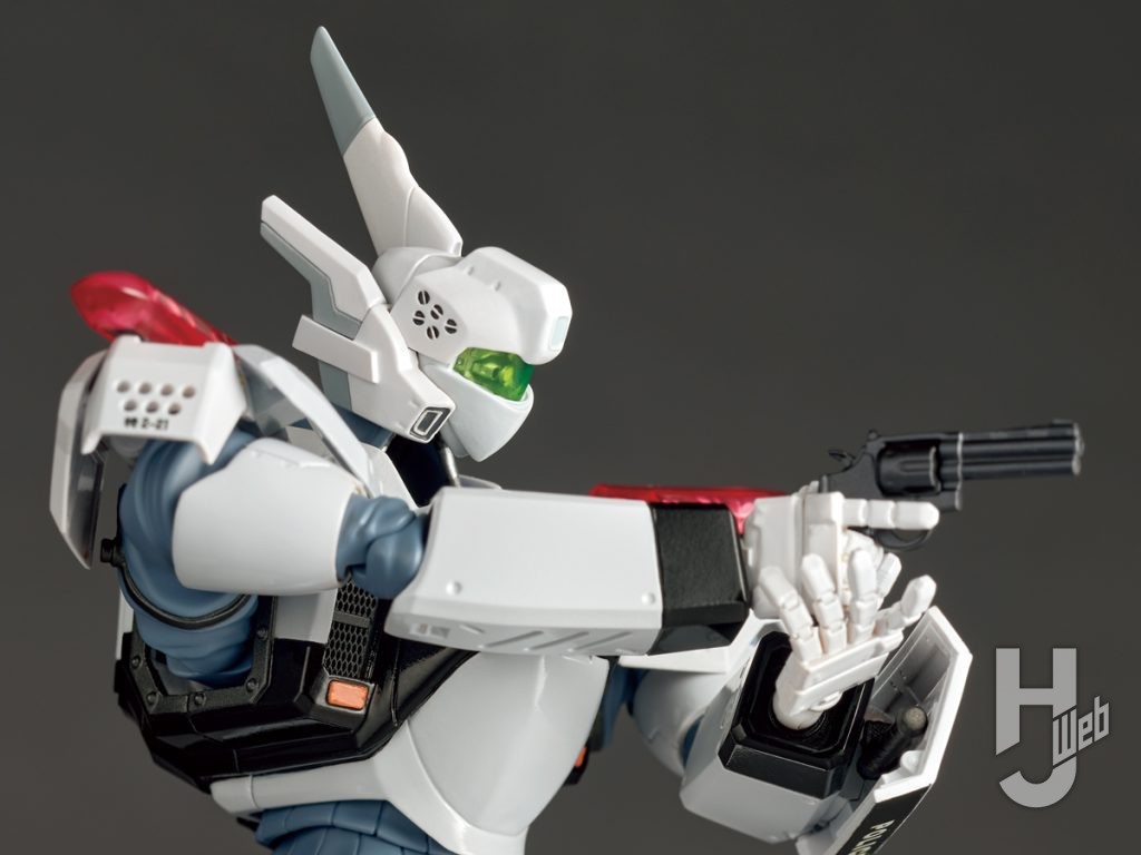 リボルテック「イングラム・プラス(AV-98plus)」のポージング画像2枚目