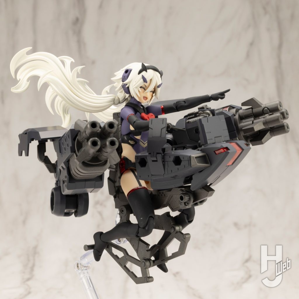 バイク型ビークルブリッツガンナーのプラモデルの商品イメージの画像その1