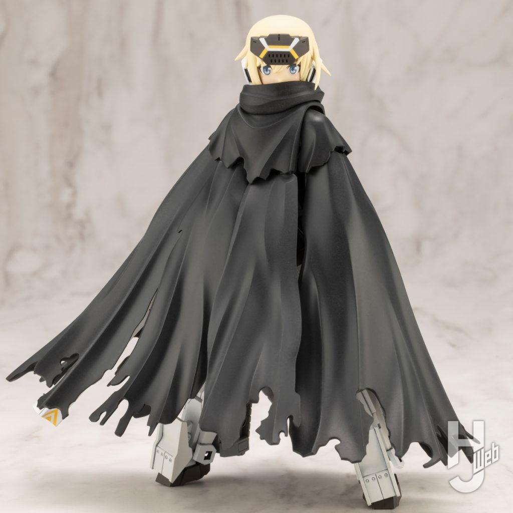 プラモデルの装飾パーツのマントブラックバージョンの商品イメージの画像