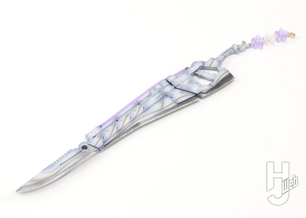 マルチモジュラーブレードのプラモデルの作例の全体画像