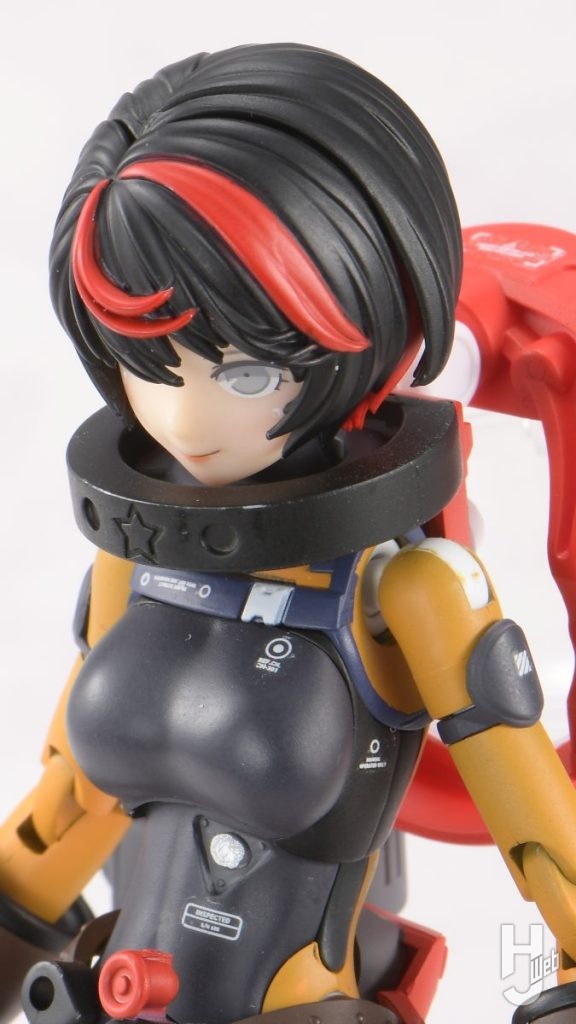 コスモスのスペースレスキューカスタムのプラモデルのアップ画像その2