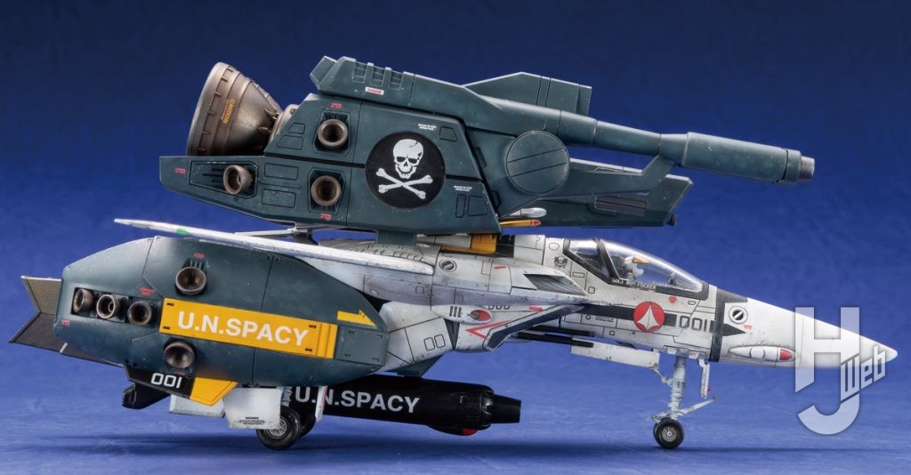 VF-1S ストライクバルキリー（ロイ・フォッカー機）横