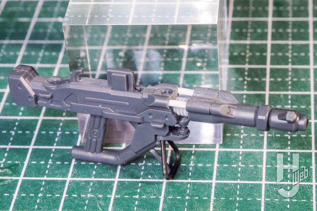 軍警ザクのプラモデルの製作の画像その5