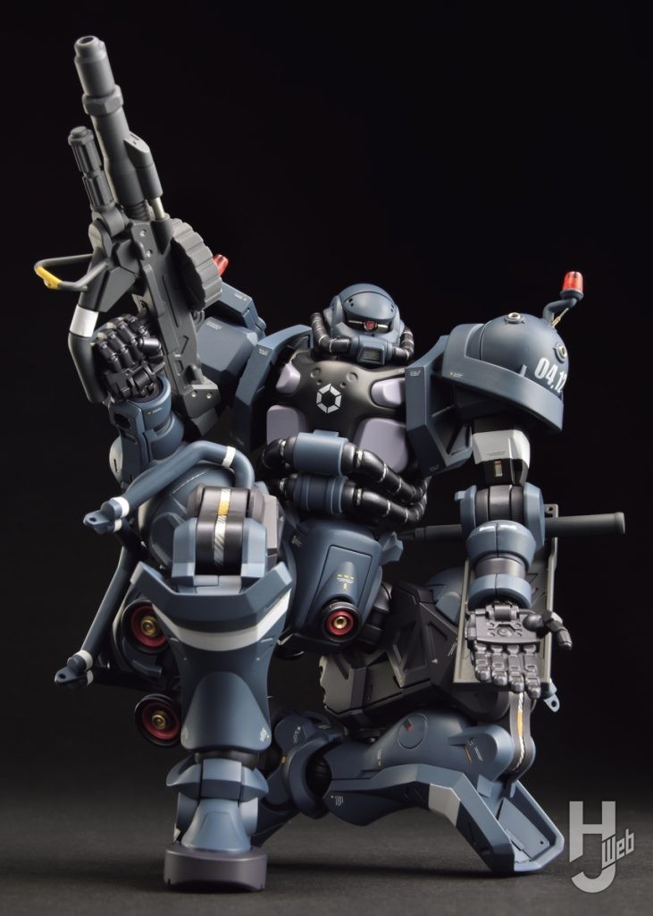 軍警ザクのプラモデルの全体画像その4