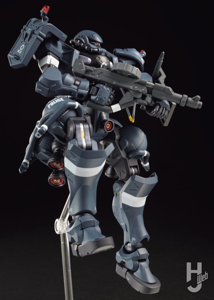 軍警ザクのプラモデルの全体画像その6