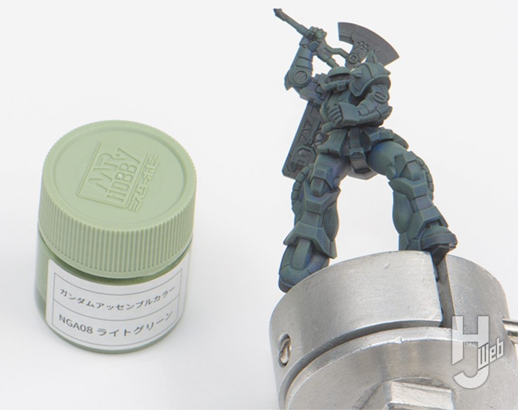 ガンダムアッセンブルキット作例「Zeon’s Rush」「TP-007A ザクII」とライトグリーン塗料
