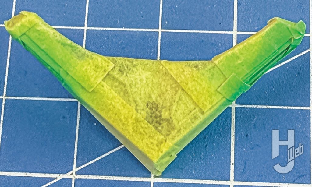 「SDWH GF ガンダムアストレア タイプ-B」ブレードアンテナ塗装中3