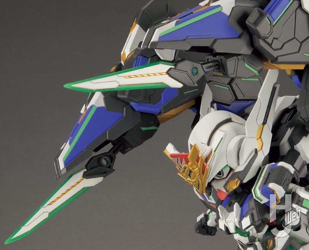 「SDWH GF ガンダムアストレア タイプ-B」GFソードVIIを取り付け