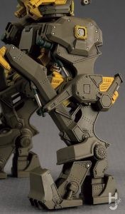 WAP スミス製作「ミルクトゥース」脚部アップ
