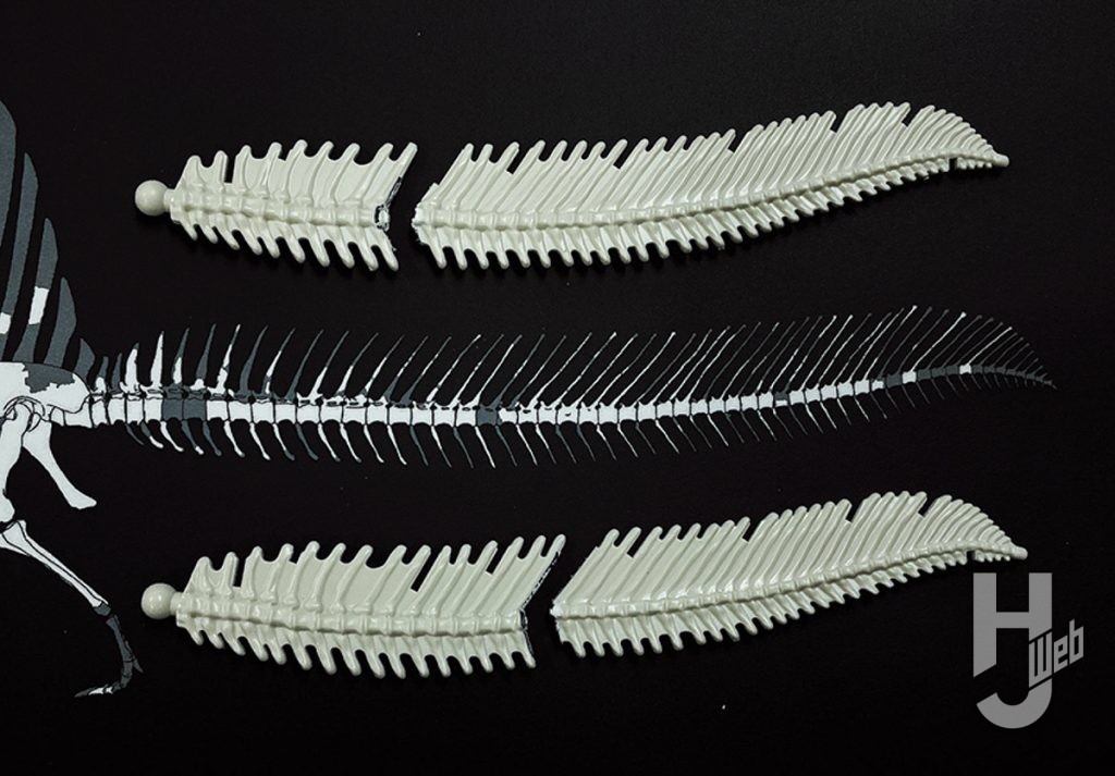 「プラノサウルス　スピノサウルス」スピノサウルス骨格図と比較しながら製作途中尾っぽ