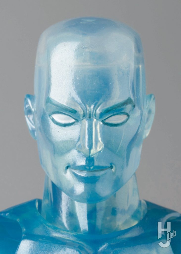 アイスマンの可動フィギュアのアップ画像その1