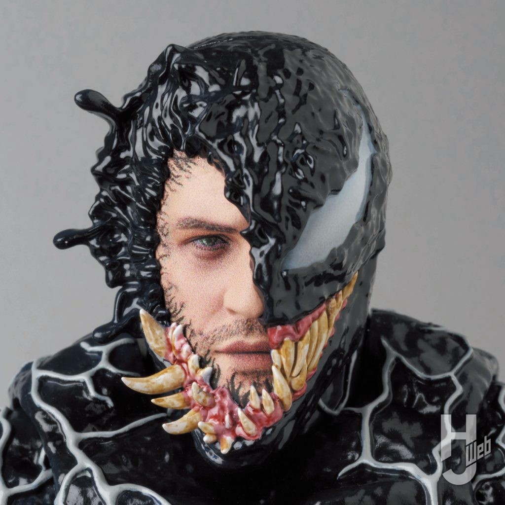 ヴェノムの可動フィギュアのアップ画像その2