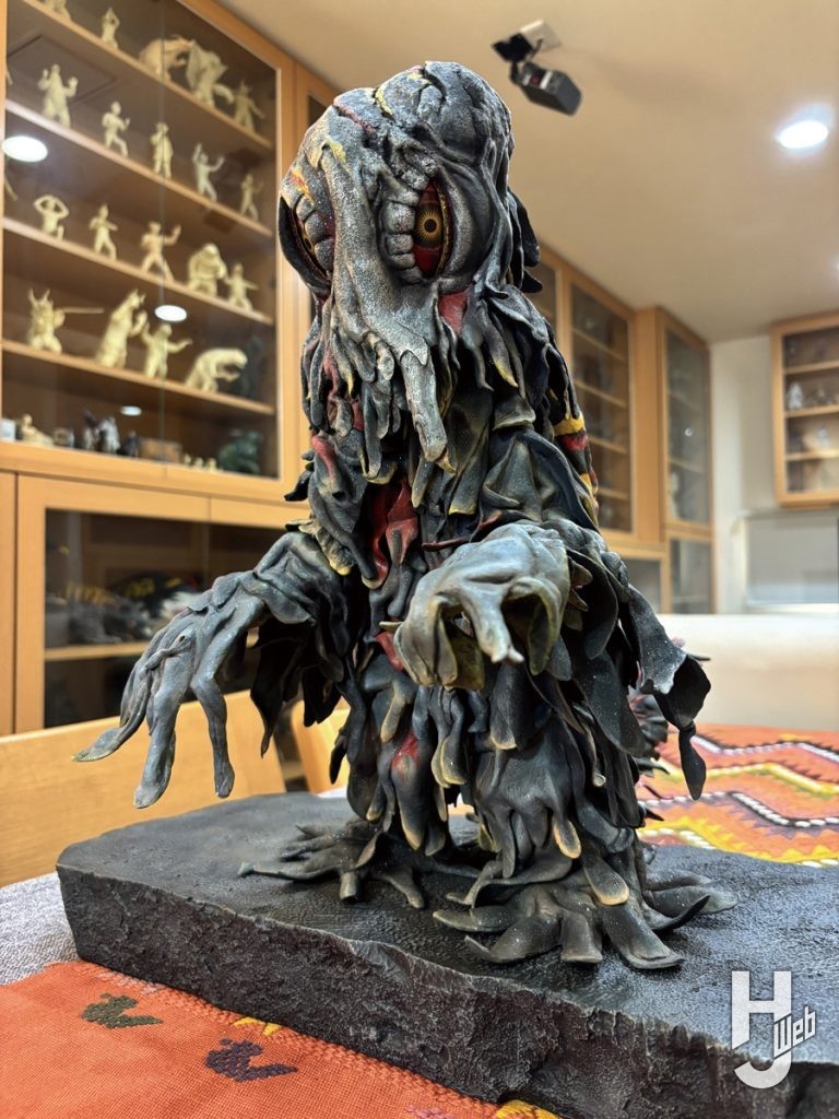 小森陽一製作「ガレージキット-ヘドラ」
