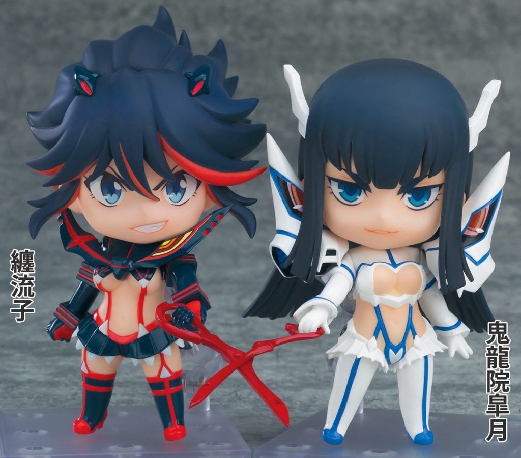 ねんどろいど新製品「纏流子 神衣鮮血Ver.、鬼龍院皐月 神衣純潔Ver.」の2体並び画像