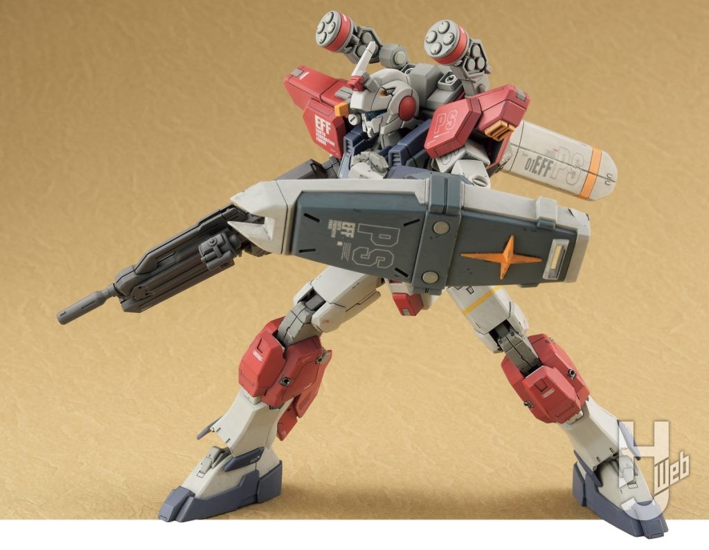 HG ジーライン・ライトアーマー
ポージング1