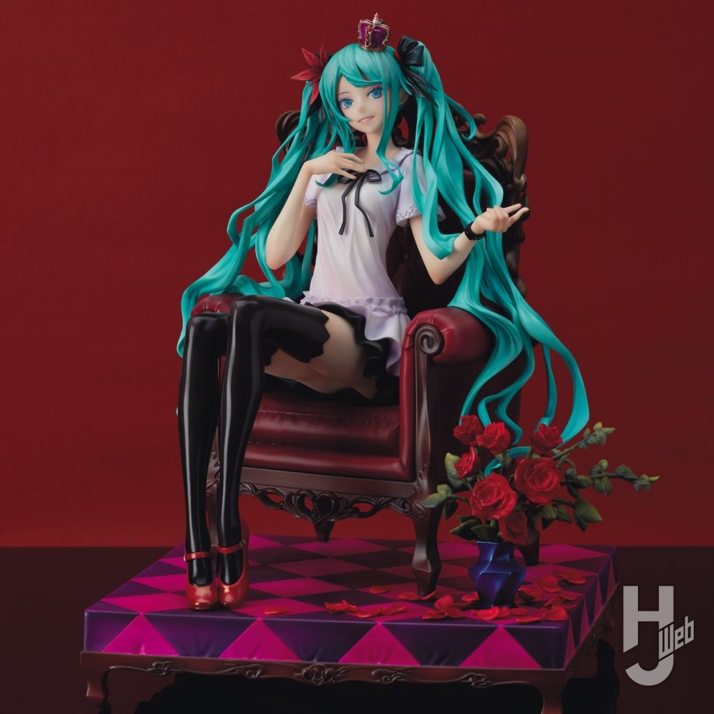 ワールドイズマイン初音ミクのフィギュアの画像