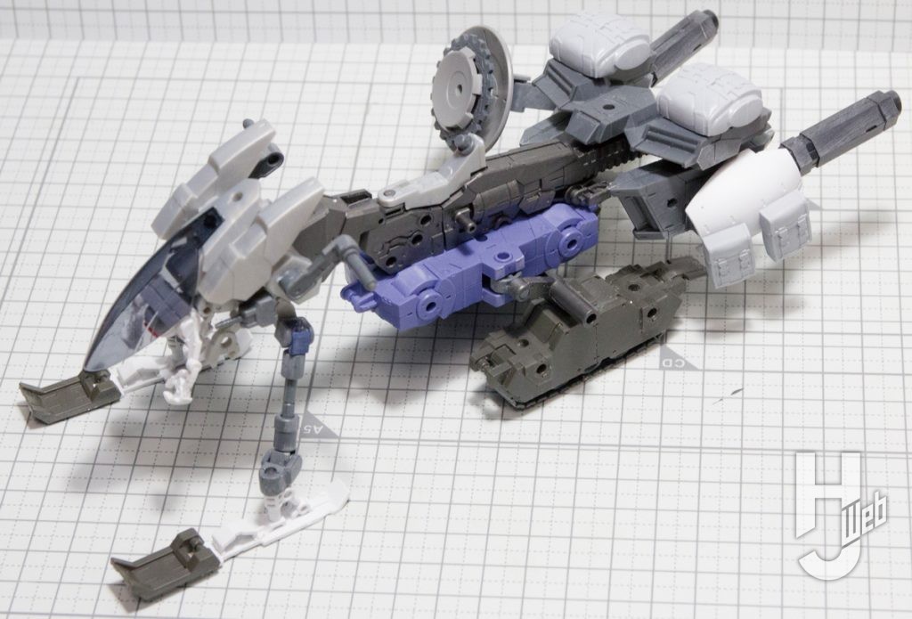 自作したオリジナルエグザビークル
塗装前