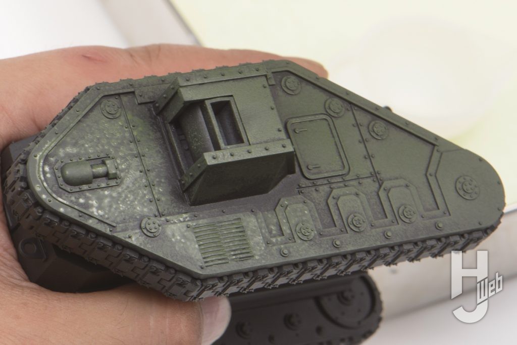 戦車のミニチュアの塗装の様子の画像その2