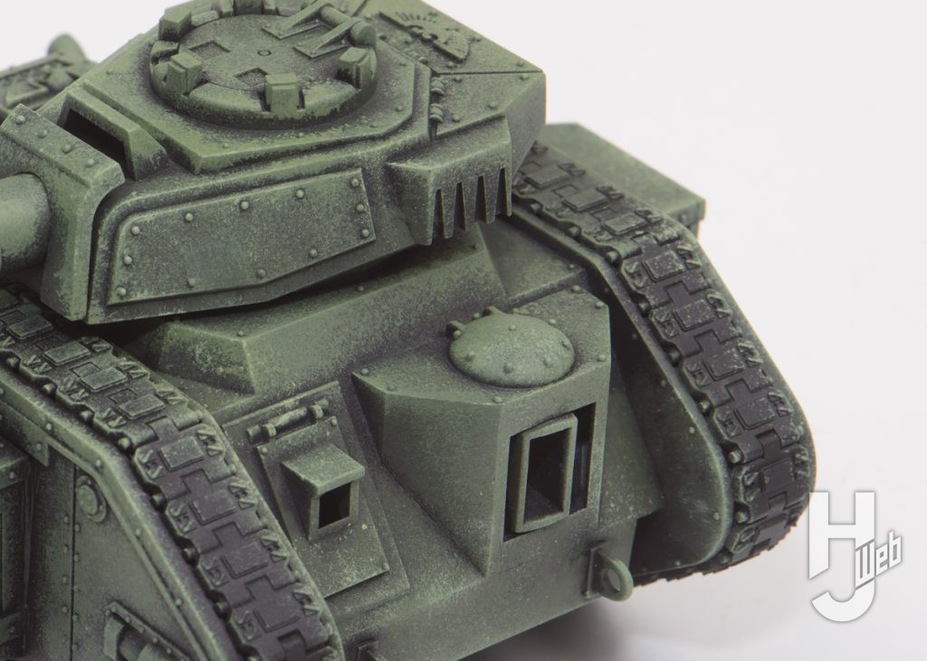 戦車のミニチュアの塗装完成のアップ画像