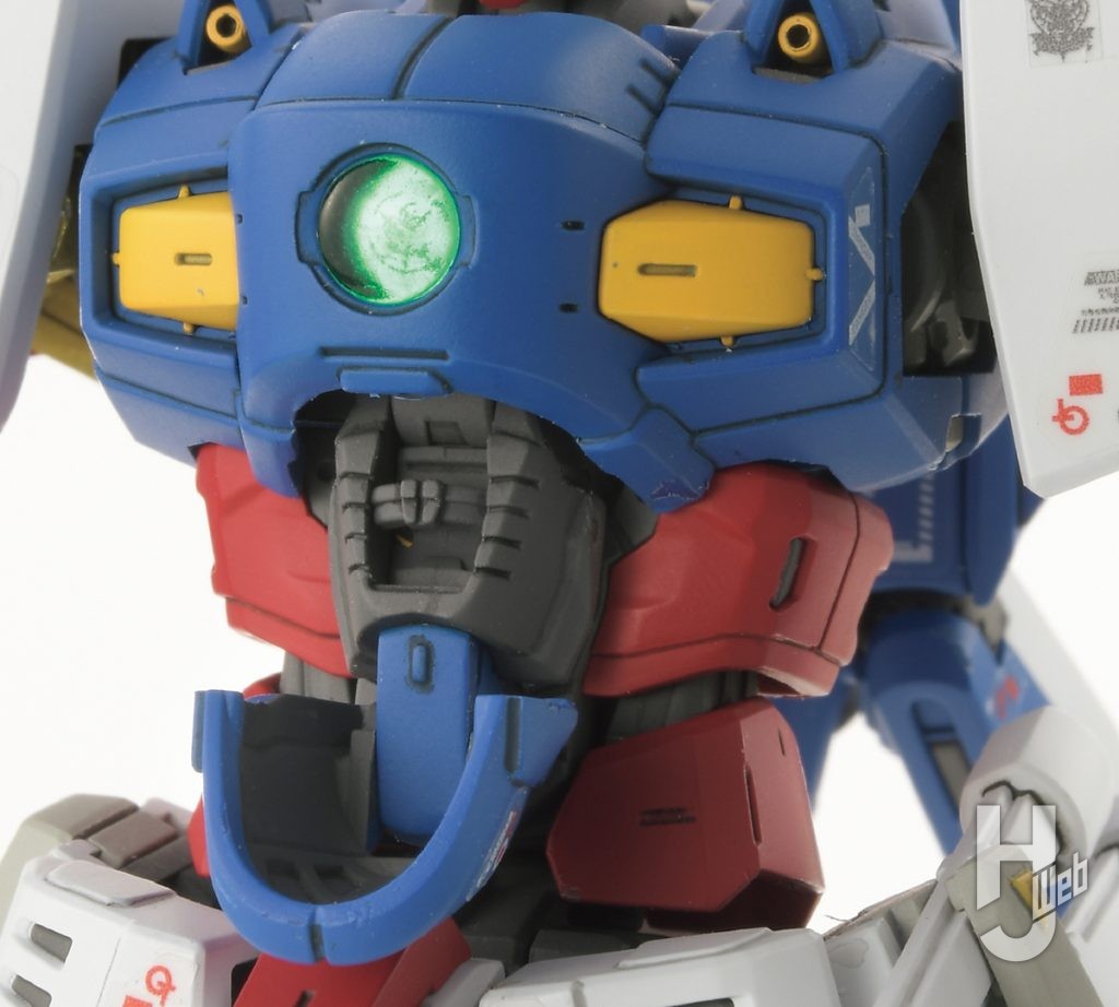 JUNIII製作「シャイニングガンダム」バトルモードコクピットハッチオープン
