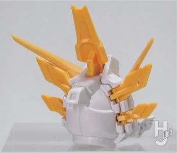 JUNIII製作「シャイニングガンダム」スーパーモード後頭部