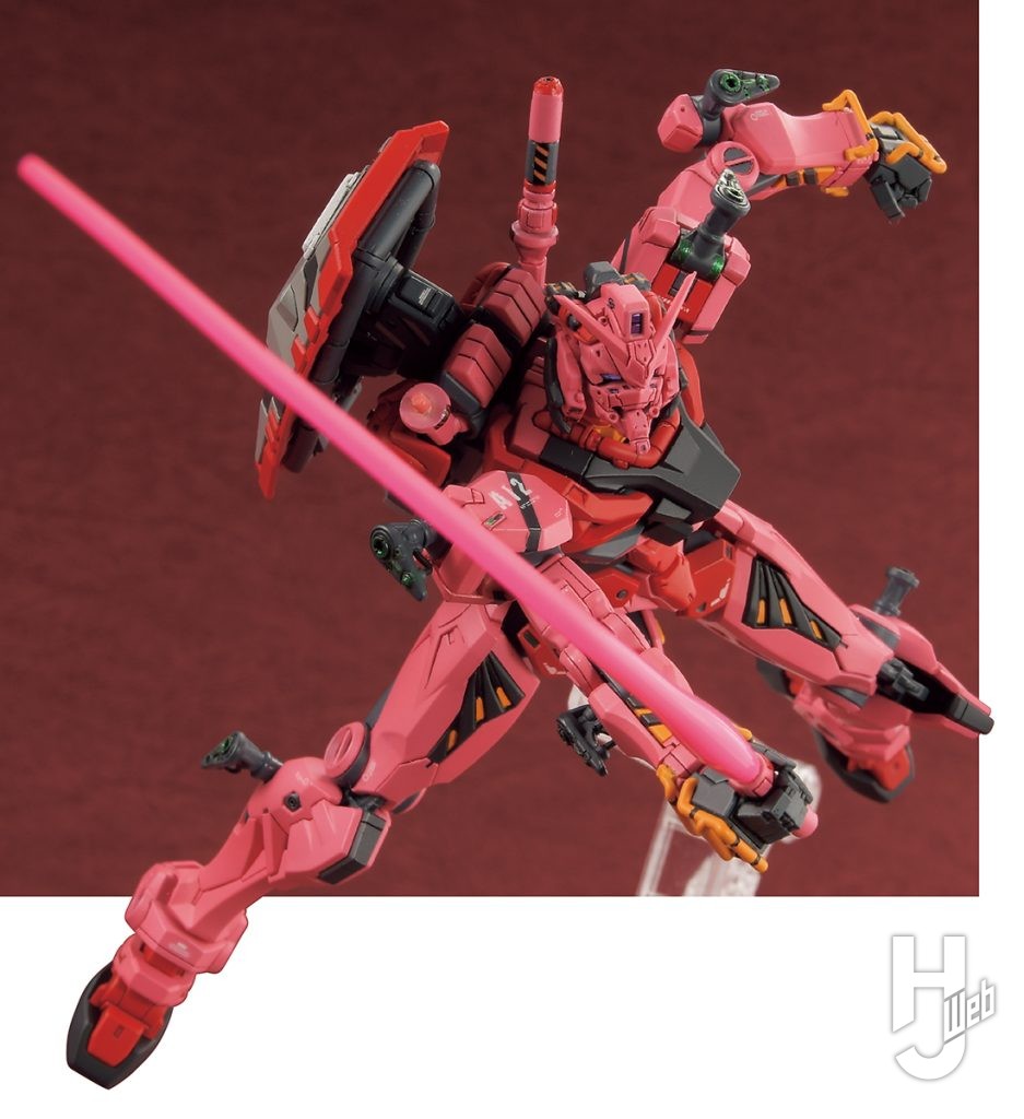 SSC製作「赤いガンダム」ビームサーベル構えポージング例
