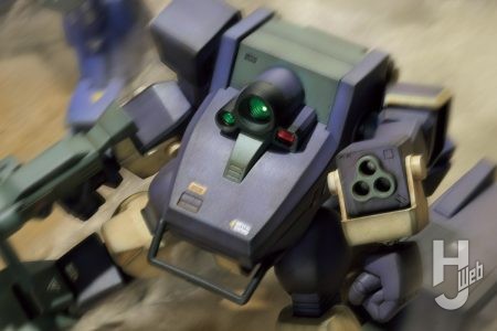 唯一のライト級AT「ツヴァーク」が1/35プラキットで登場! キットのポテンシャルをそのまま程よいウェザリングでキットレビュー!【装甲騎兵ボトムズ】
