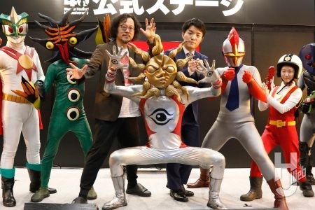 ワンフェスにタローマン襲来！「大長編タローマン 万博大爆発」ステージレポート