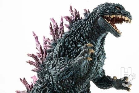 いよいよ第1弾が発売!話題のアオシマ「PLAfig.(プラフィギュア)」第2弾は“ミレニアムゴジラ”!塗装試作を撮り下ろしでご紹介【ゴジラ2000ミレニアム】