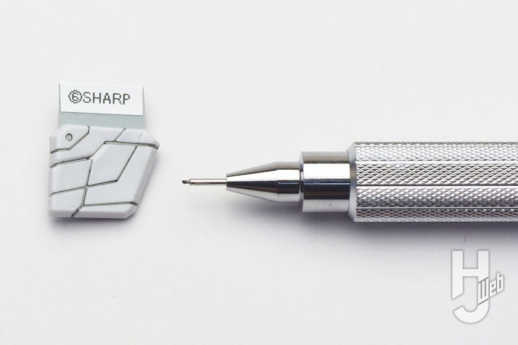 ガンダムマーカー スミ入れペン SHARP（GSIクレオス）でスミ入れをした肩パーツの画像