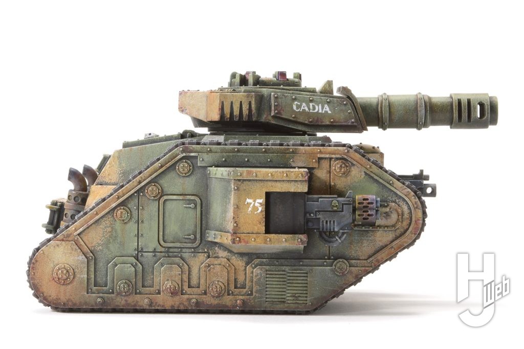 シタデルカラーで塗装された戦車のミニチュアの画像