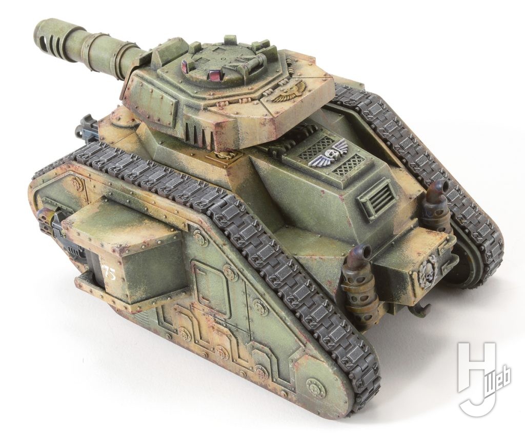シタデルカラーで塗装された戦車のミニチュアの画像2枚目
