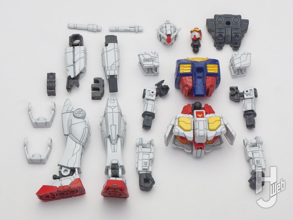 トップコートを塗装しやすいようにパーツで分けられたエントリーグレードガンダムの画像